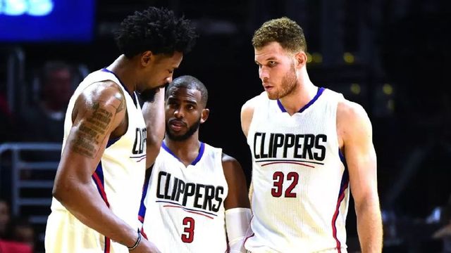 富兰克林·杰克逊独木难支，率队险胜（富兰克林·杰克逊孤军奋战，带队惊险取胜）