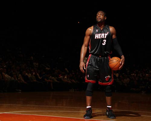 魔术主帅谈唐斯关键2+1：本来要挑战，但裁判已经让他罚球了（魔术主帅谈唐斯关键2+1：原本想挑战，裁判已示意罚球）