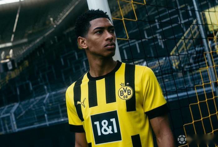 维拉豪取各项赛事七连胜！英超排名升至第二差阿森纳3分（维拉各线豪取七连胜，英超升至次席，仅落后阿森纳3分）