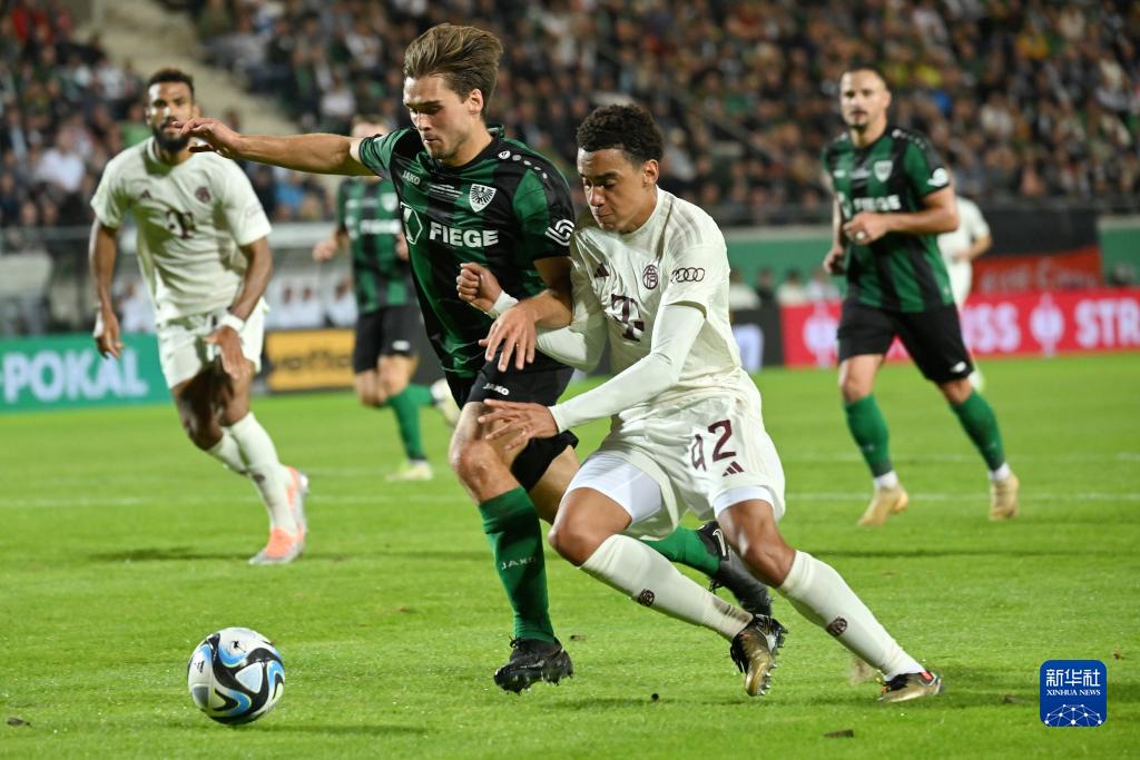 卡索拉谈英国庸医：做了11次手术都找不到病因，跟腱还感染了（卡索拉谈英国治疗经历：11次手术仍查不出病因，跟腱还感染）