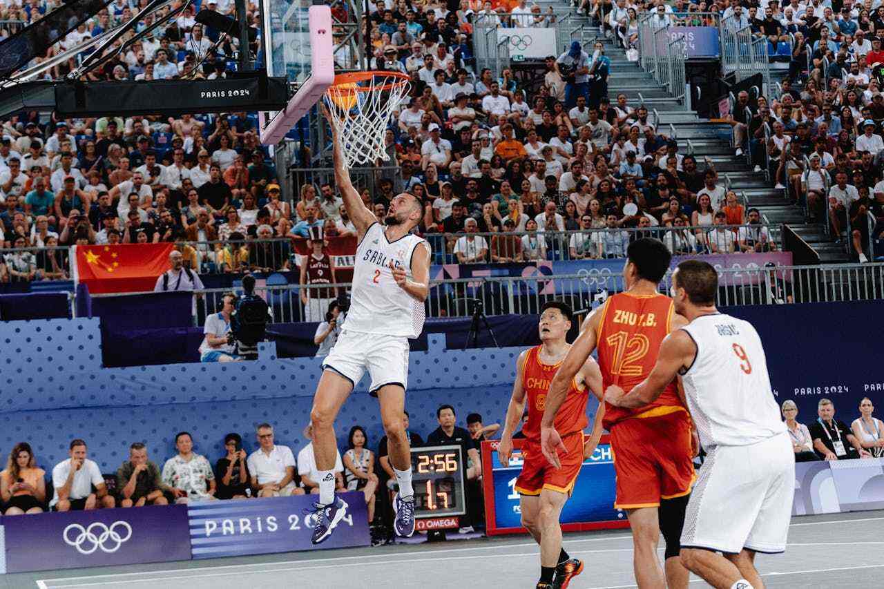 邮报：布莱顿有意租借贡萨洛，但皇马需评估队内前锋的情况（邮报：布莱顿寻租贡萨洛，皇马需先评估锋线储备）