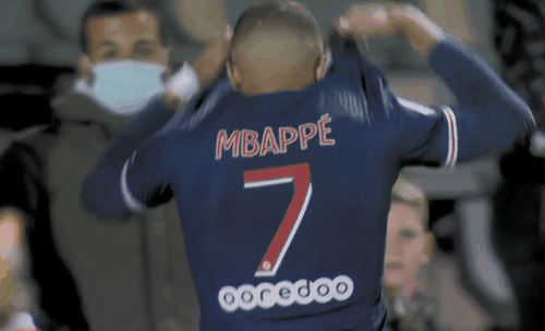 昔日水晶宫双星埃泽、奥利塞本赛季关键数据对比：后者均占优（埃泽vs奥利塞：本季关键数据对照，奥利塞全面领先）