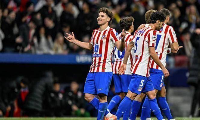 足球国足争议判罚引专家讨论（国足争议判罚引发专家热议）