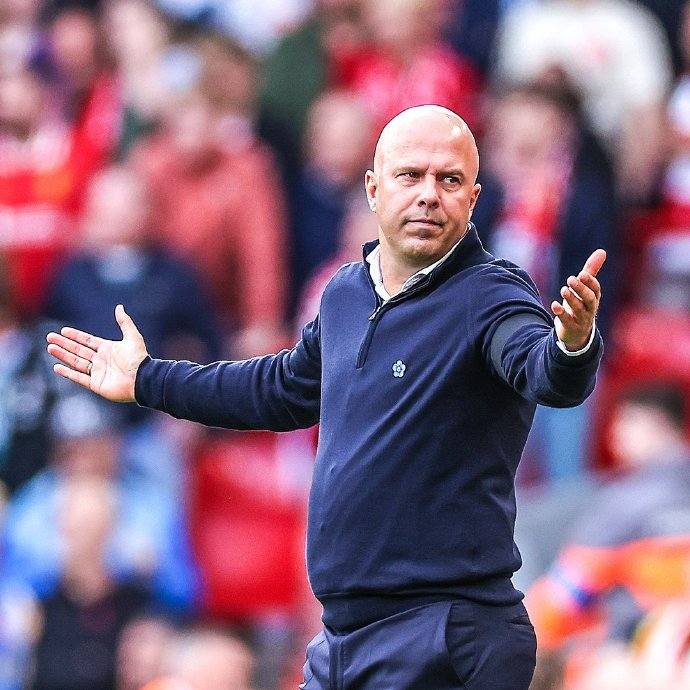 自加盟拜仁以来，奥利塞助攻、成功过人等数据位列德甲第一（加盟拜仁后，奥利塞在助攻和成功过人等指标上领跑德甲）