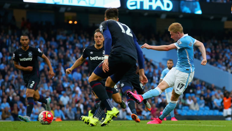 手感爆棚！李弘权半场8中7贡献18分，三分5投4中（状态神勇！李弘权半场8投7中砍下18分，三分5投4中）