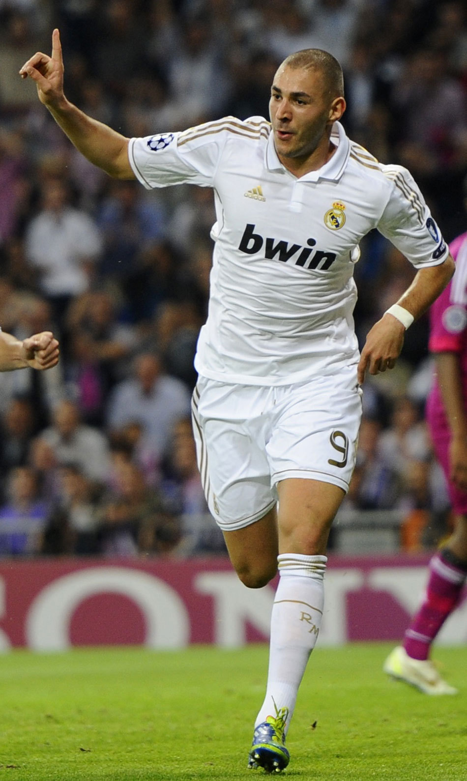 浮嶋敏：对手的阵型与我们预测不同，球员花了一些时间去适应（浮嶋敏：对手阵型出乎预期，球员花了些时间完成适应）