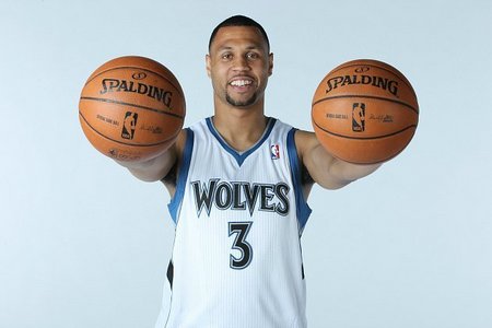 罗体：AC米兰有意在冬窗引进切尔西后卫迪萨西（罗体：AC米兰盼在冬窗签下切尔西中卫迪萨西）